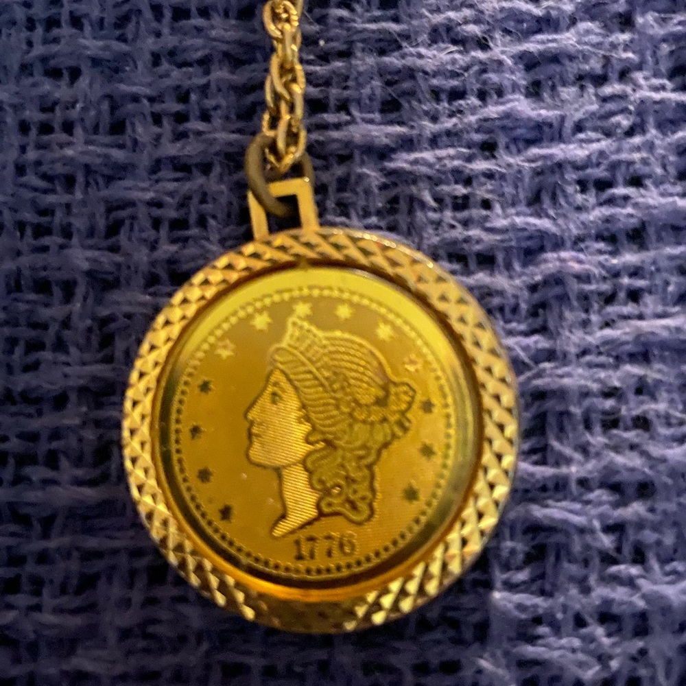Bicentennial necklace